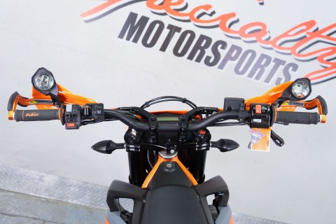 2022 KTM 690 SMC R in Sacramento, California - Photo 18