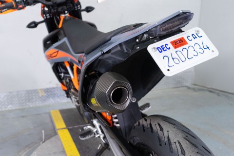 2022 KTM 690 SMC R in Sacramento, California - Photo 20