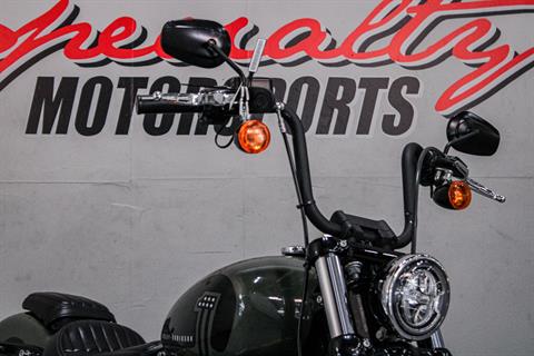 HAR011157 - 2021 - Harley-Davidson - Street Bob® 114  Front Right Zoomed In - Photo 14