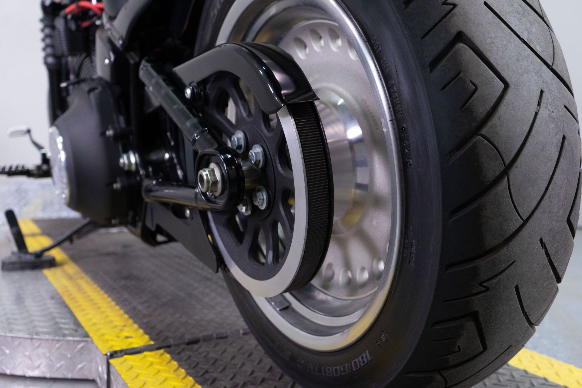 2021 Harley-Davidson Street Bob® 114 in Sacramento, California - Photo 17