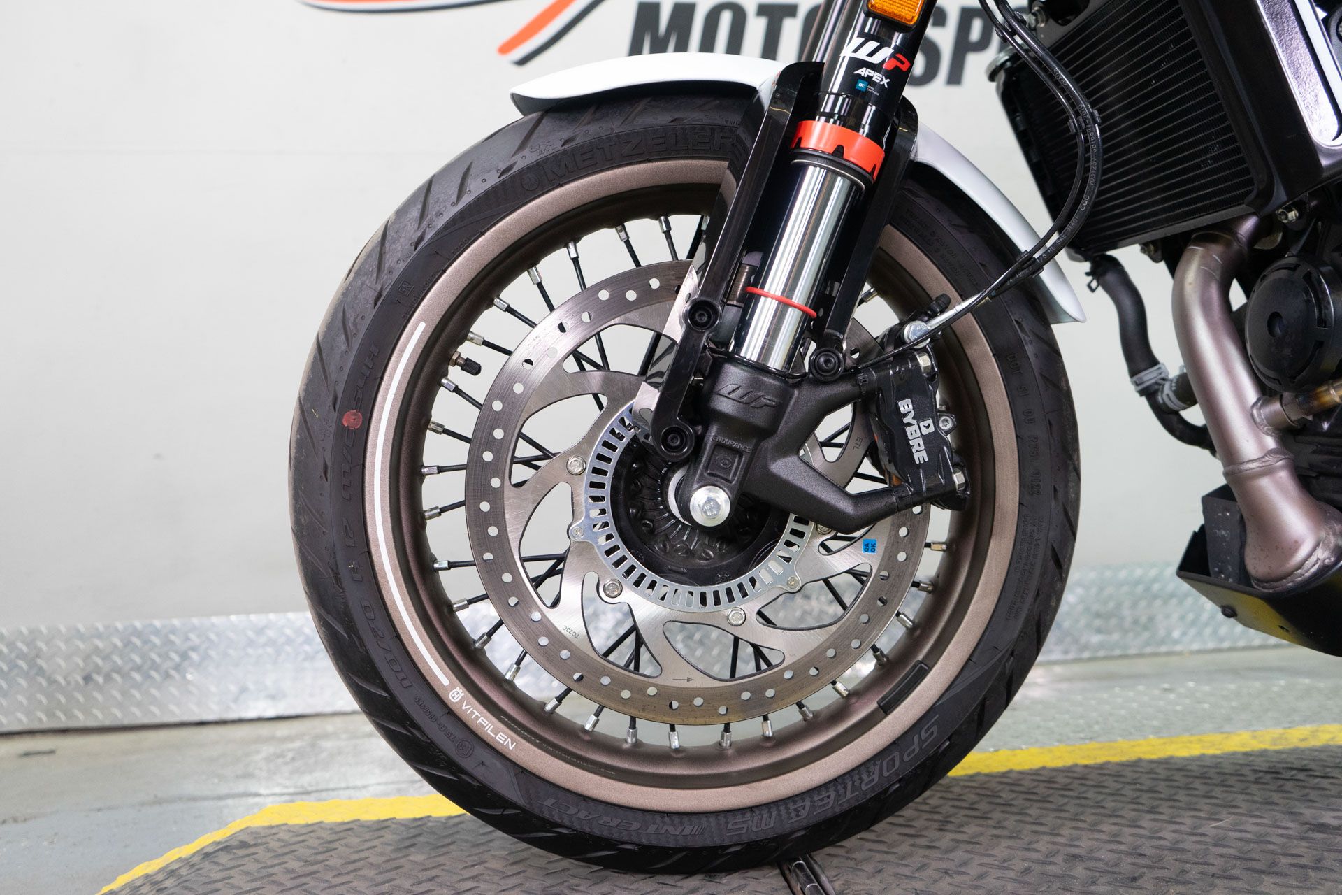 2023 Husqvarna Vitpilen 401 in Sacramento, California - Photo 12