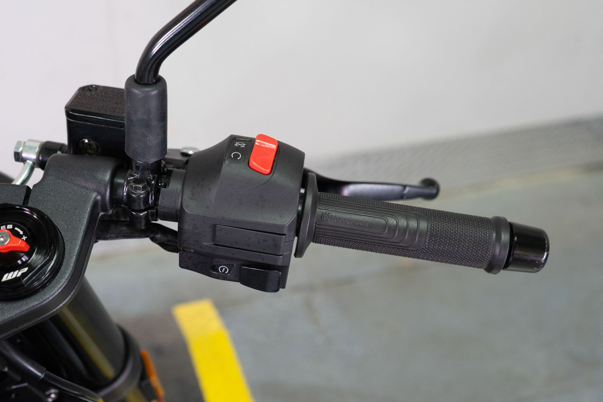 2023 Husqvarna Vitpilen 401 in Sacramento, California - Photo 15