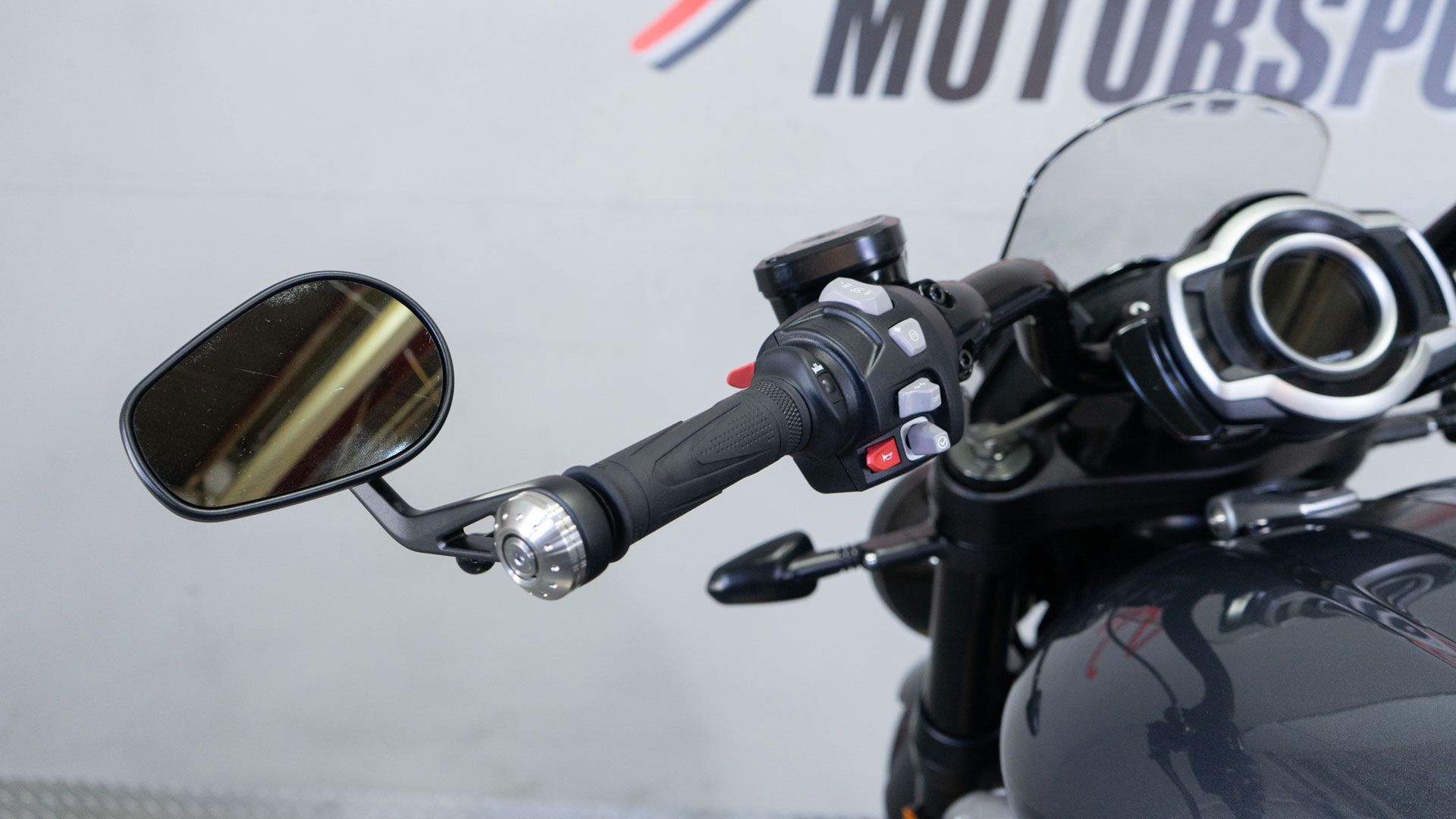 2025 Triumph Rocket 3 Storm GT in Sacramento, California - Photo 16