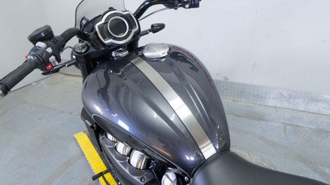 2025 Triumph Rocket 3 Storm GT in Sacramento, California - Photo 19