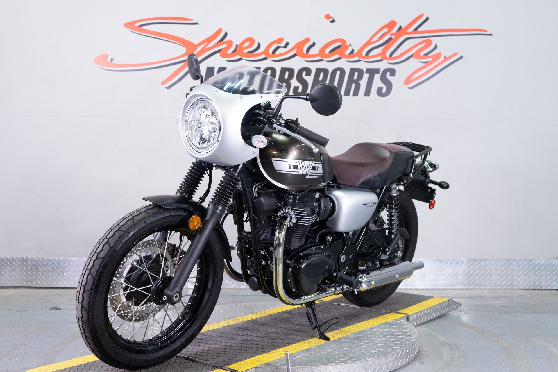 2019 Kawasaki W800 Cafe in Sacramento, California - Photo 3