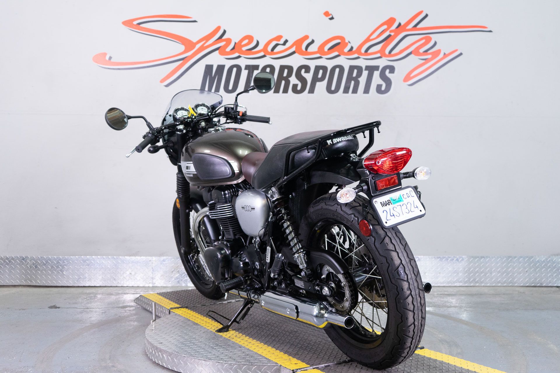 2019 Kawasaki W800 Cafe in Sacramento, California - Photo 5