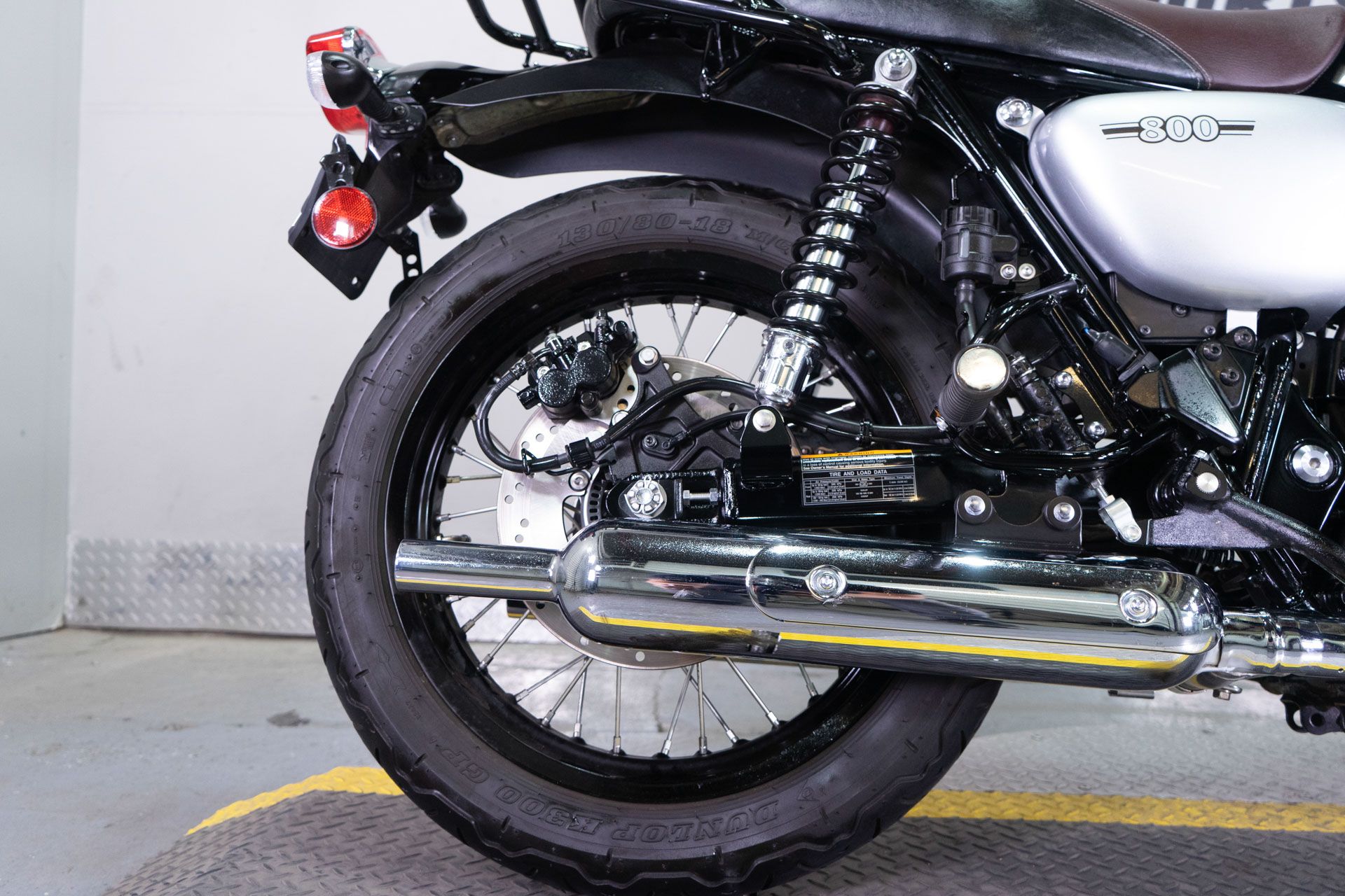 2019 Kawasaki W800 Cafe in Sacramento, California - Photo 8