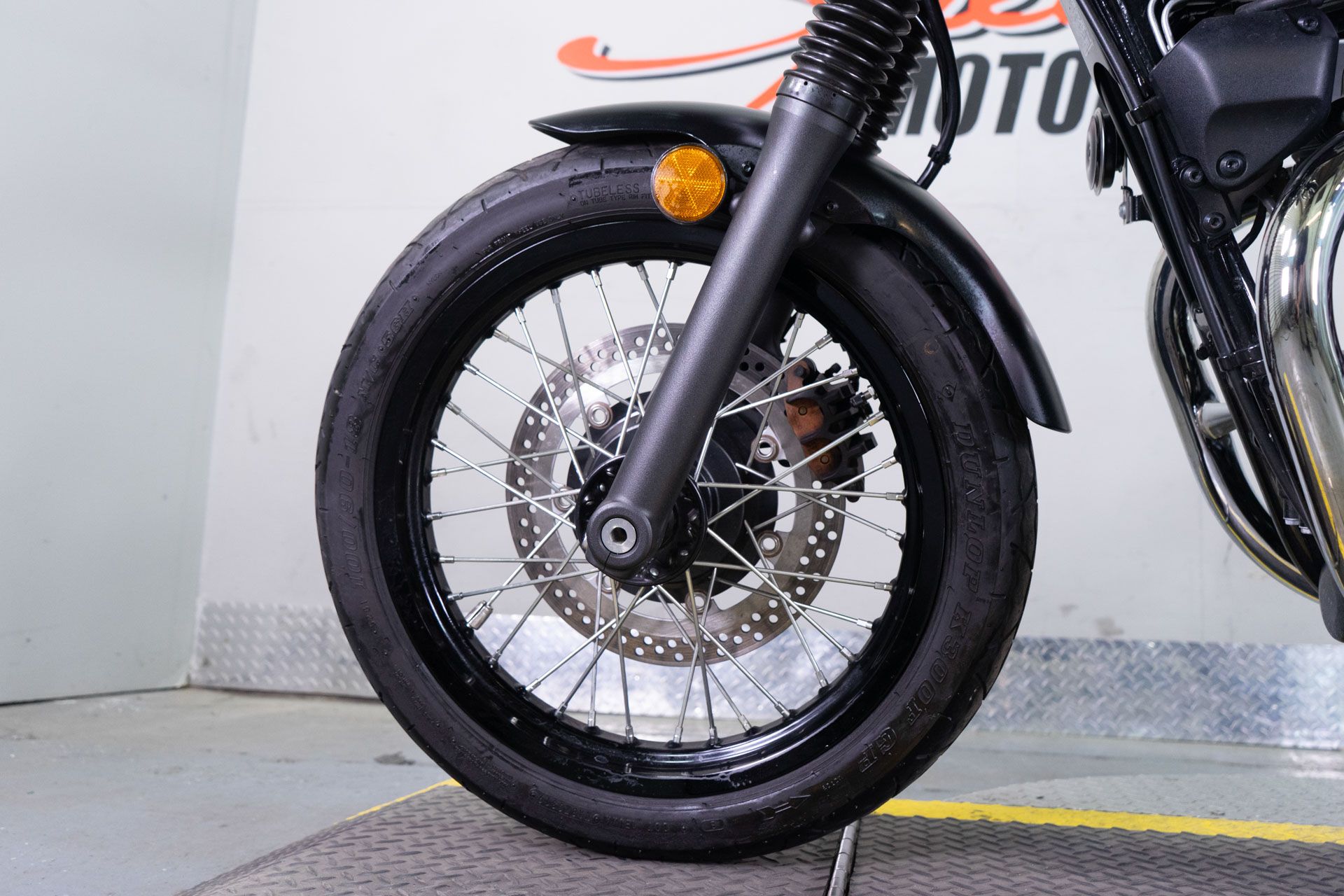 2019 Kawasaki W800 Cafe in Sacramento, California - Photo 11