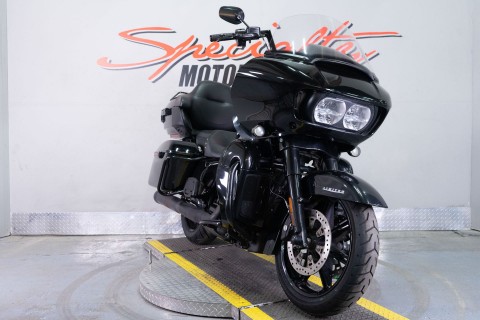 2021 Harley-Davidson Road Glide® Limited in Sacramento, California - Photo 2