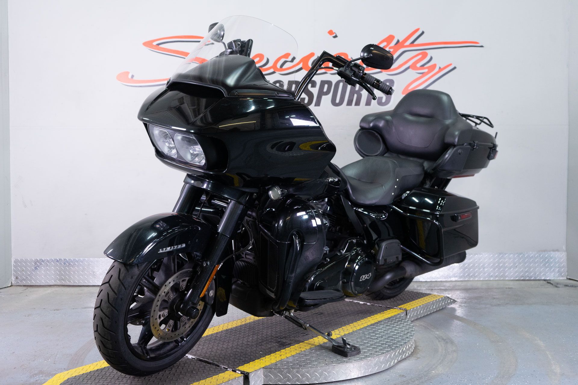 2021 Harley-Davidson Road Glide® Limited in Sacramento, California - Photo 3