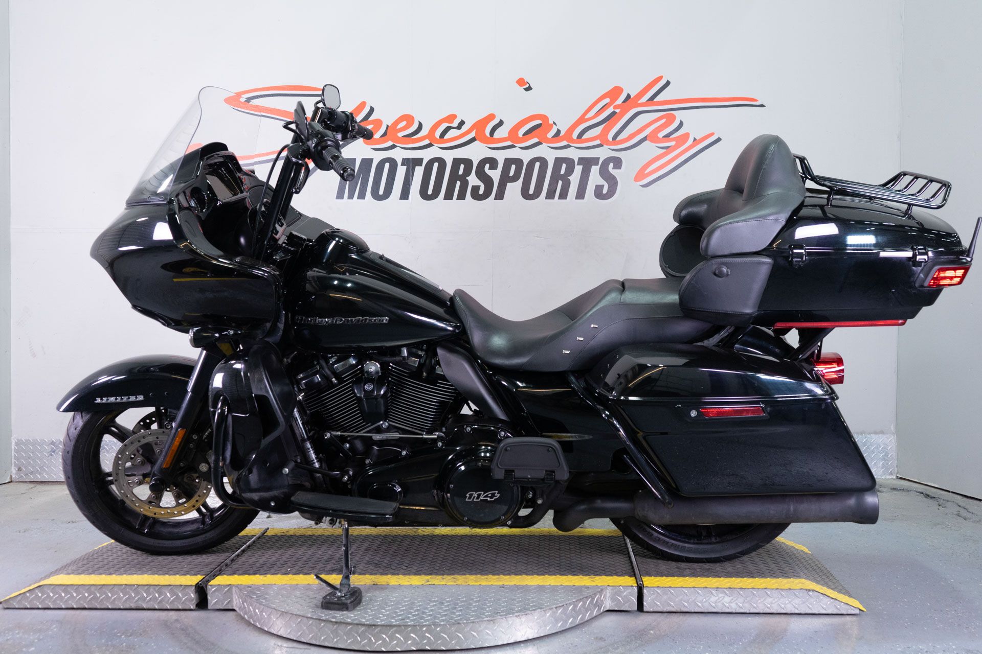 2021 Harley-Davidson Road Glide® Limited in Sacramento, California - Photo 4