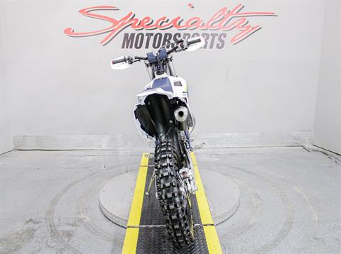 HUS386009 - 2025 - Husqvarna - TX 300 Rear View - Photo 6