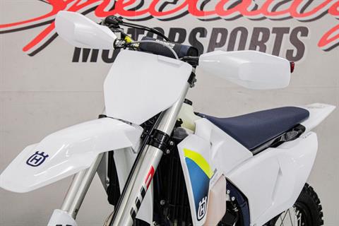 HUS386009 - 2025 - Husqvarna - TX 300 Front Left Zoomed In - Photo 11