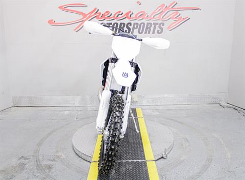 HUS386009 - 2025 - Husqvarna - TX 300  Front View - Photo 12