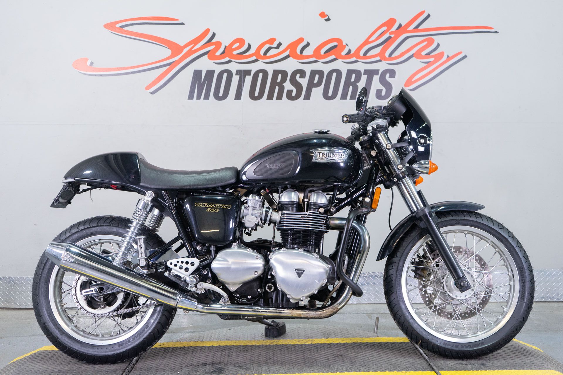 2015 Triumph Thruxton in Sacramento, California - Photo 1