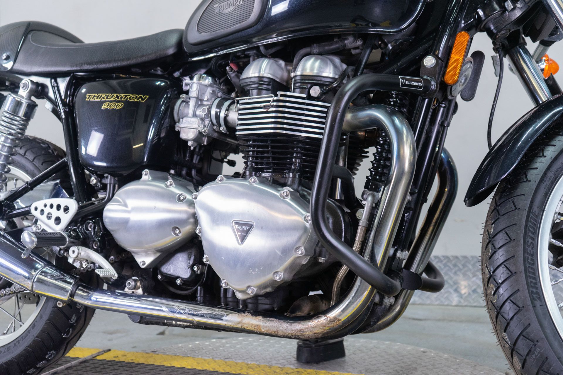 2015 Triumph Thruxton in Sacramento, California - Photo 10