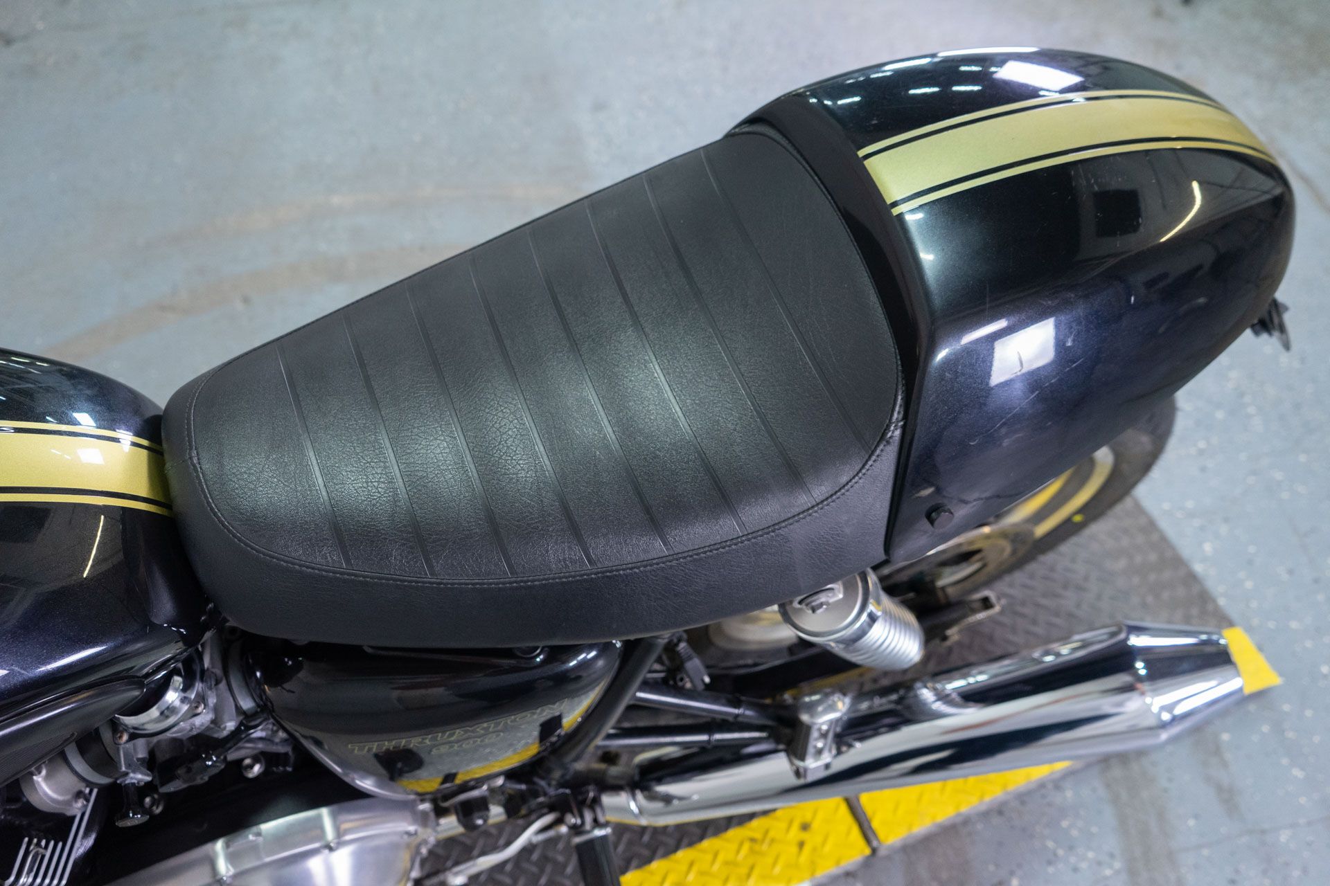 2015 Triumph Thruxton in Sacramento, California - Photo 18