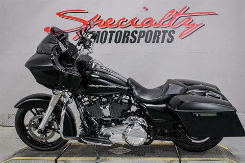 2017 Harley-Davidson Road Glide® Special in Sacramento, California - Photo 8