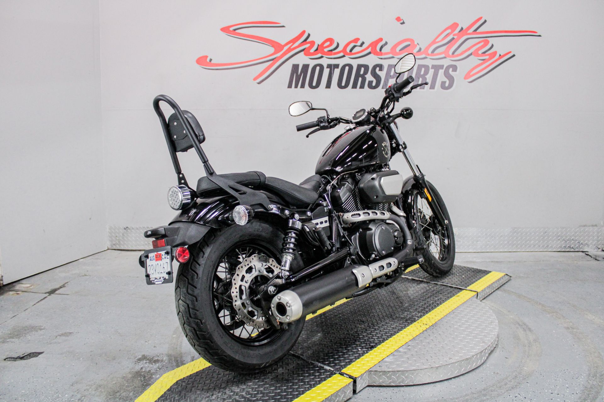 Rear Right Side Angle - Photo 5