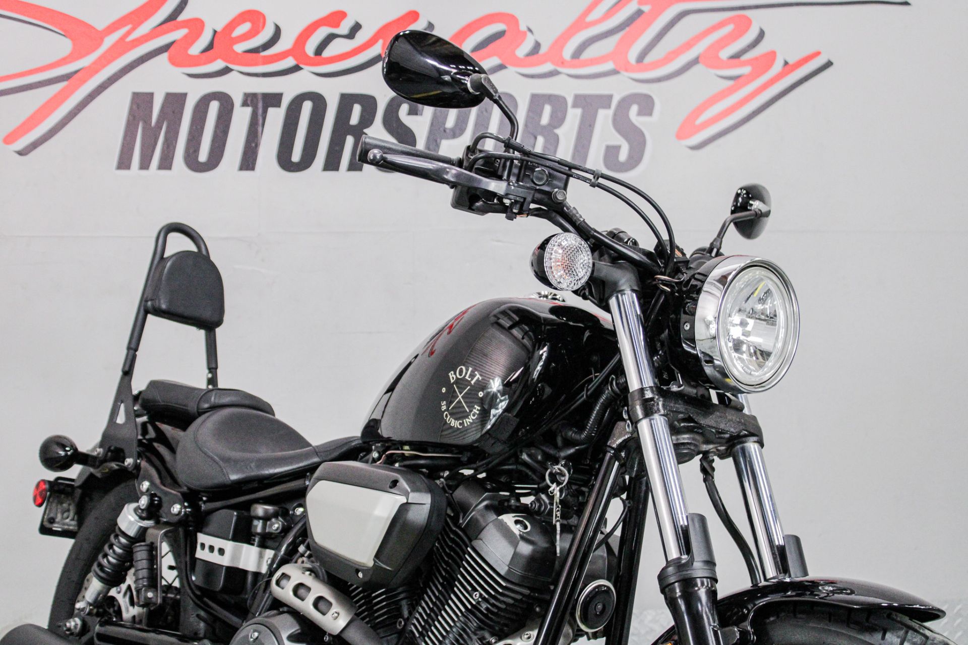 Front Right Zoomed In - Photo 14