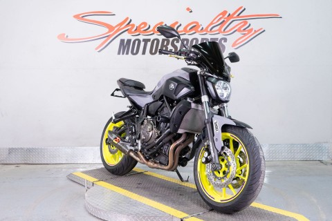 2016 Yamaha FZ-07 in Sacramento, California - Photo 2