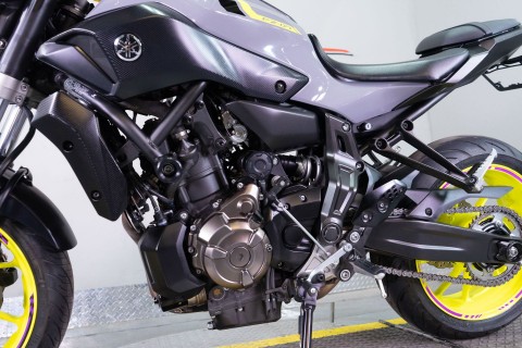 2016 Yamaha FZ-07 in Sacramento, California - Photo 13