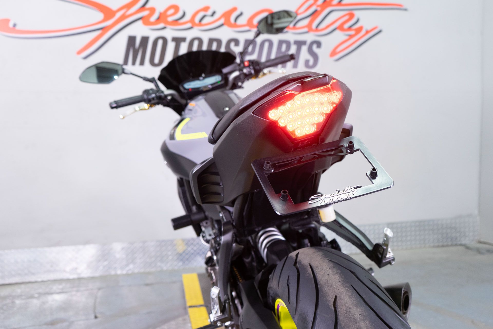 2016 Yamaha FZ-07 in Sacramento, California - Photo 17