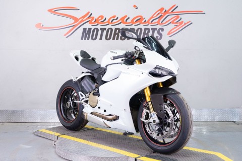 2013 Ducati Panigale 1199 S in Sacramento, California - Photo 2