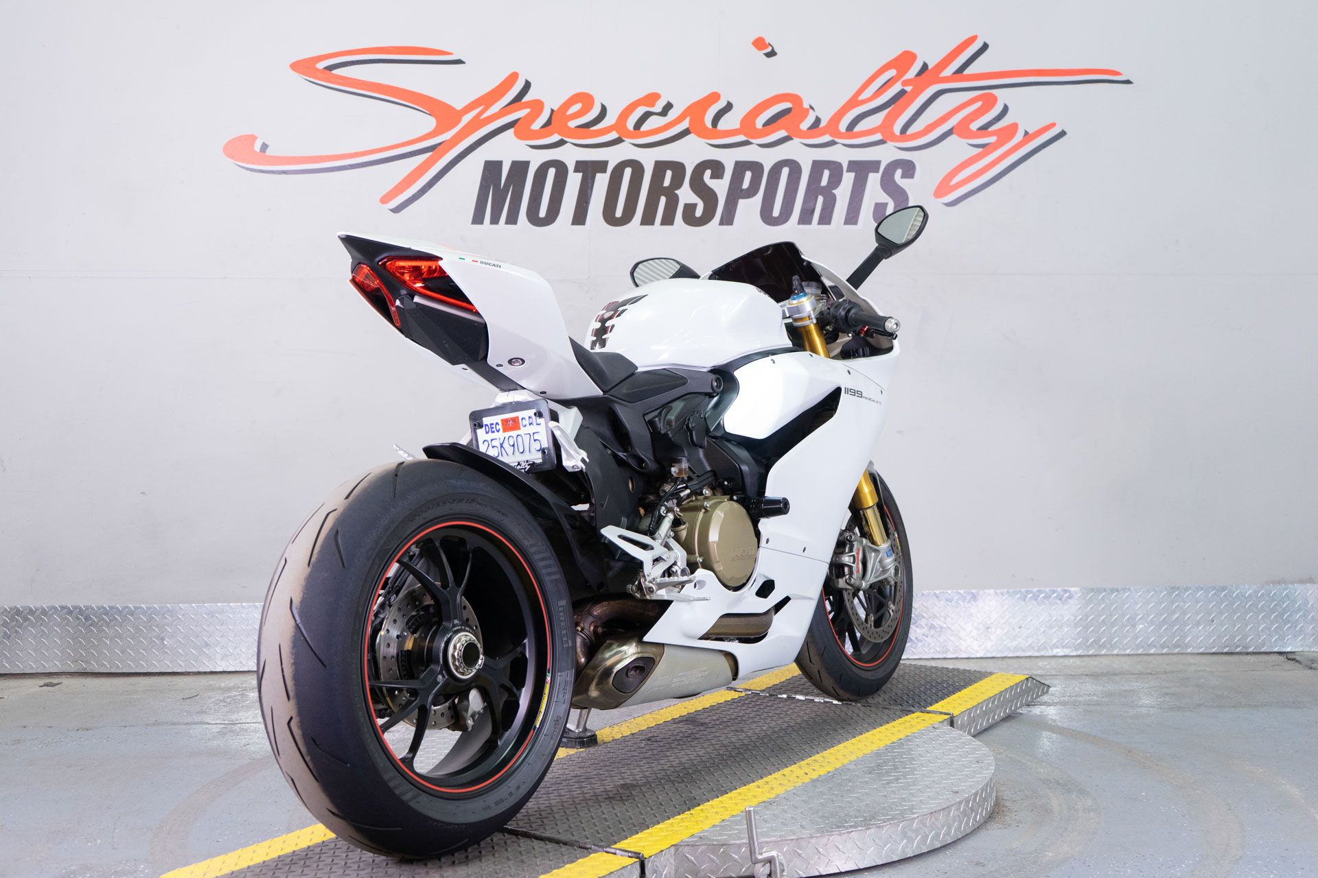 2013 Ducati Panigale 1199 S in Sacramento, California - Photo 6