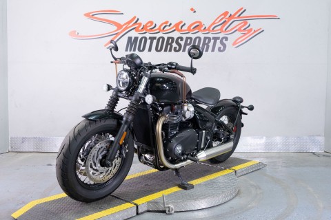 2024 Triumph Bonneville Bobber in Sacramento, California - Photo 3