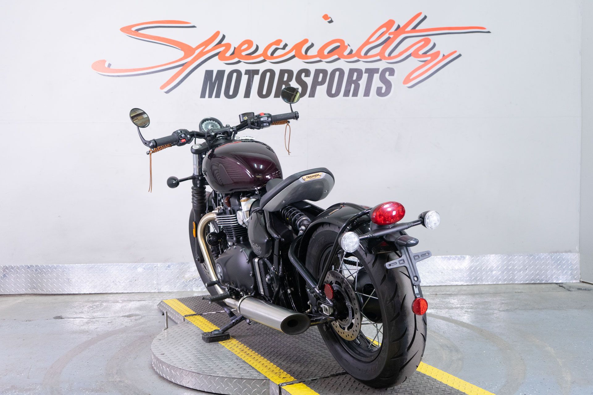 2024 Triumph Bonneville Bobber in Sacramento, California - Photo 5