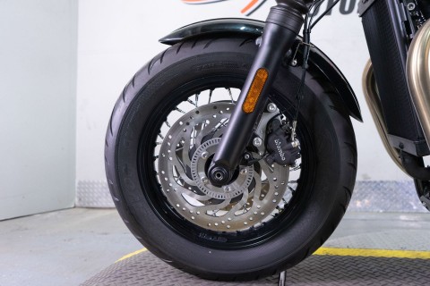 2024 Triumph Bonneville Bobber in Sacramento, California - Photo 11