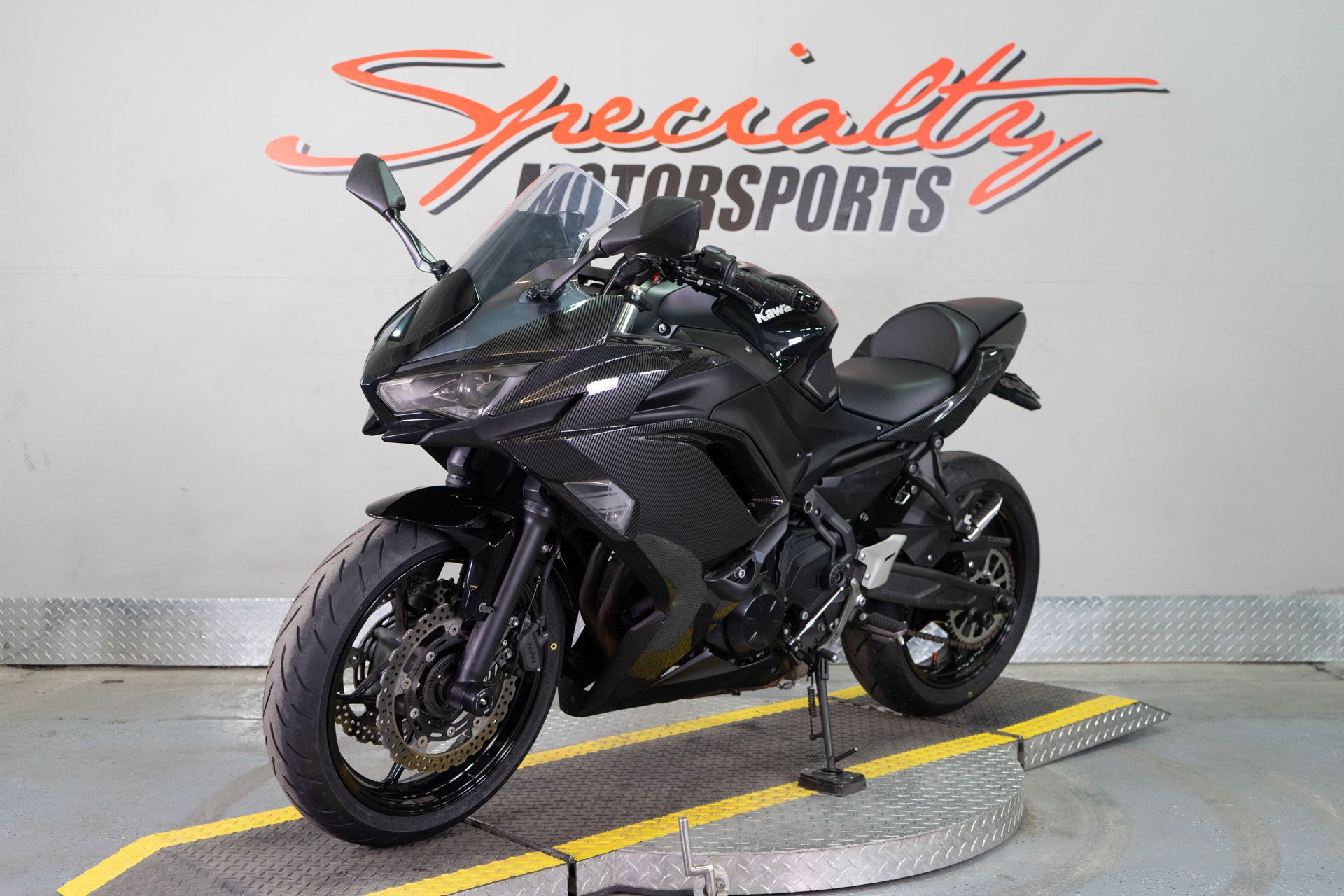 2025 Kawasaki Ninja® 650 in Sacramento, California - Photo 3