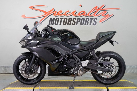 2025 Kawasaki Ninja® 650 in Sacramento, California - Photo 4