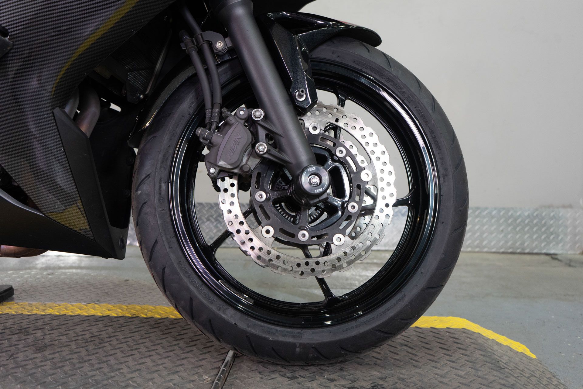 2025 Kawasaki Ninja® 650 in Sacramento, California - Photo 7