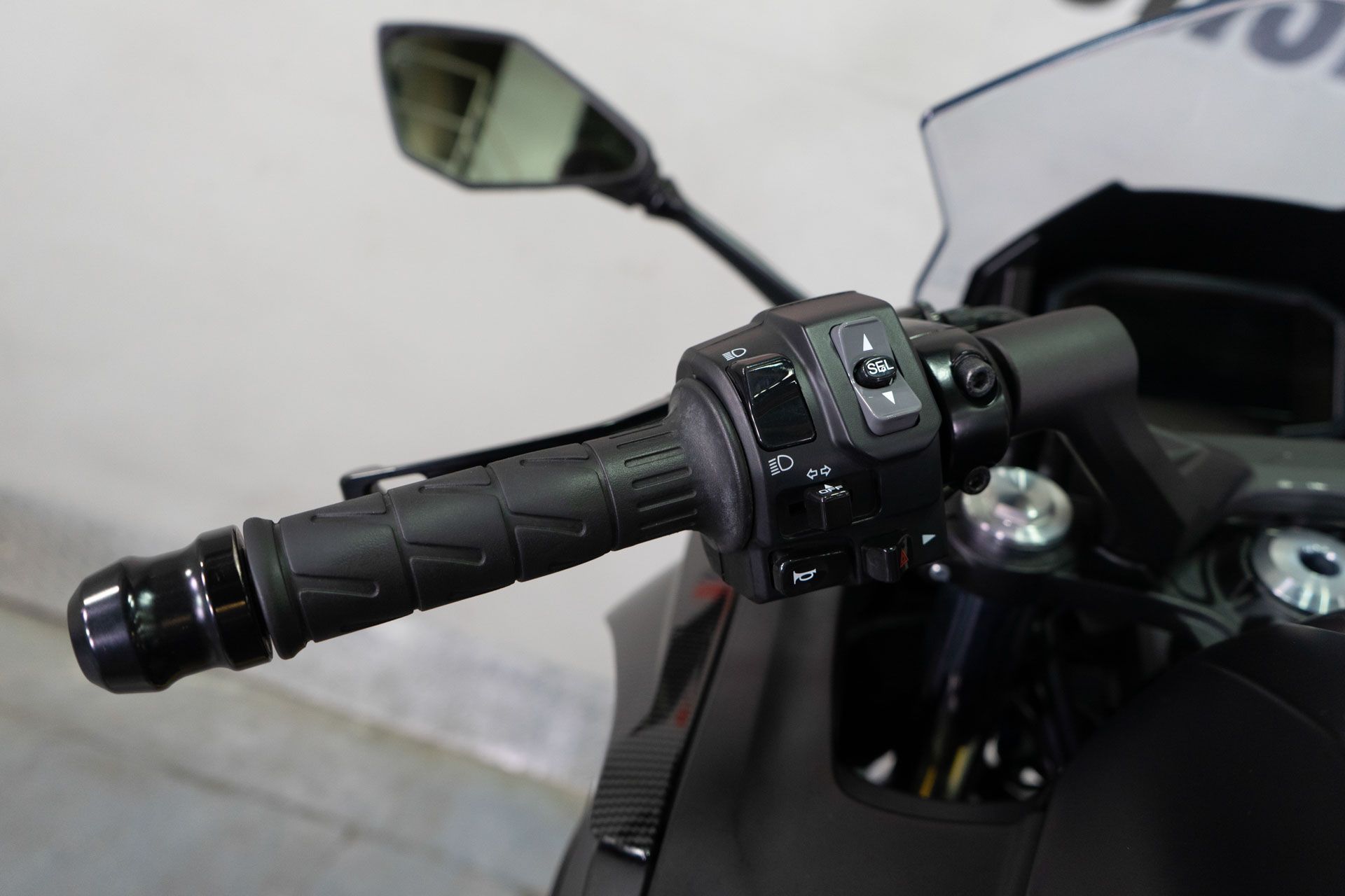 2025 Kawasaki Ninja® 650 in Sacramento, California - Photo 16