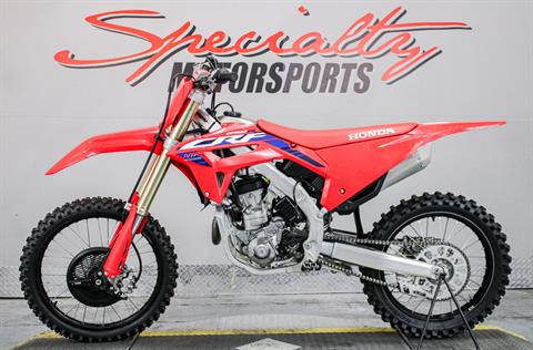 2024 Honda CRF250R in Sacramento, California - Photo 8