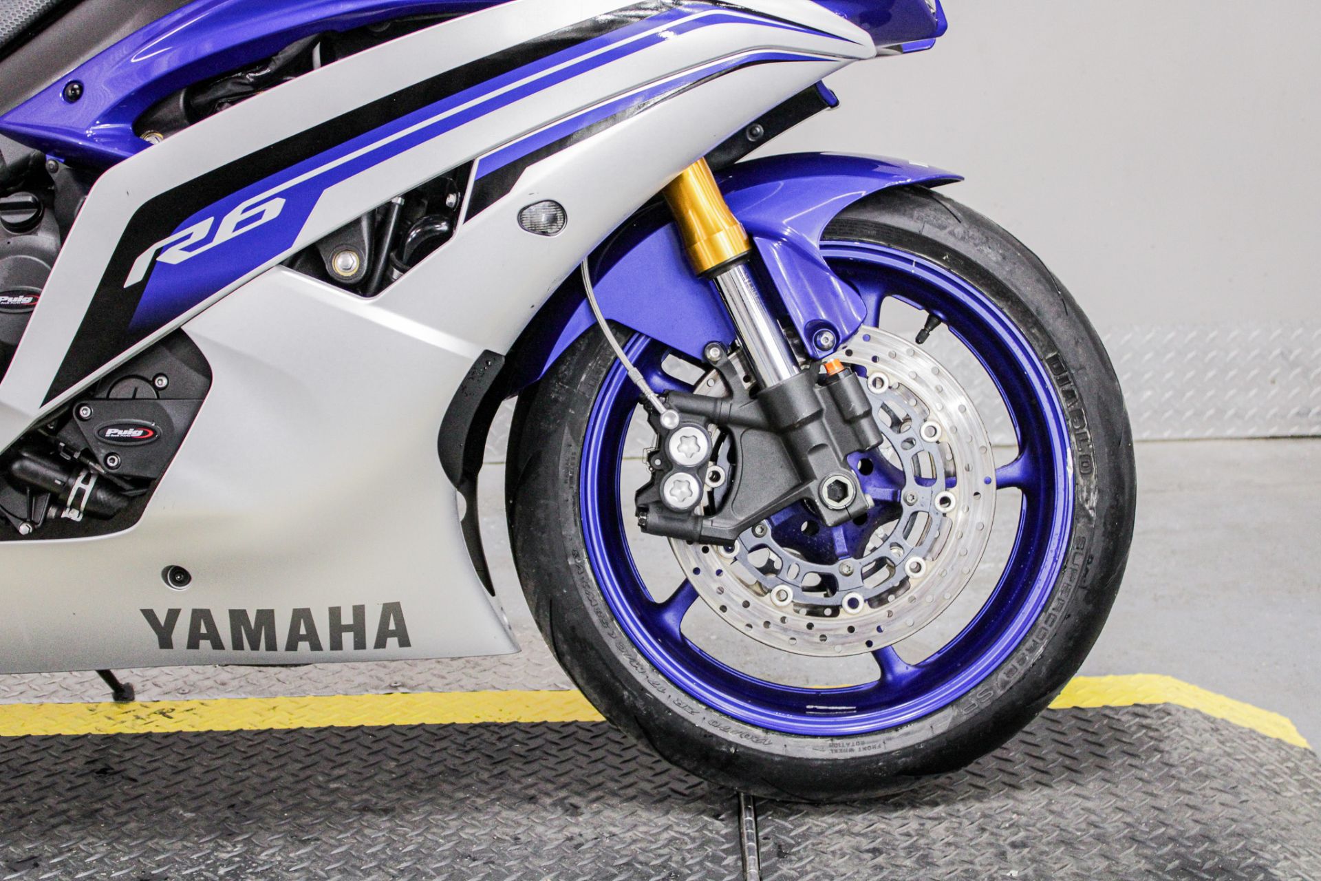 2016 Yamaha YZF-R6 in Sacramento, California - Photo 3