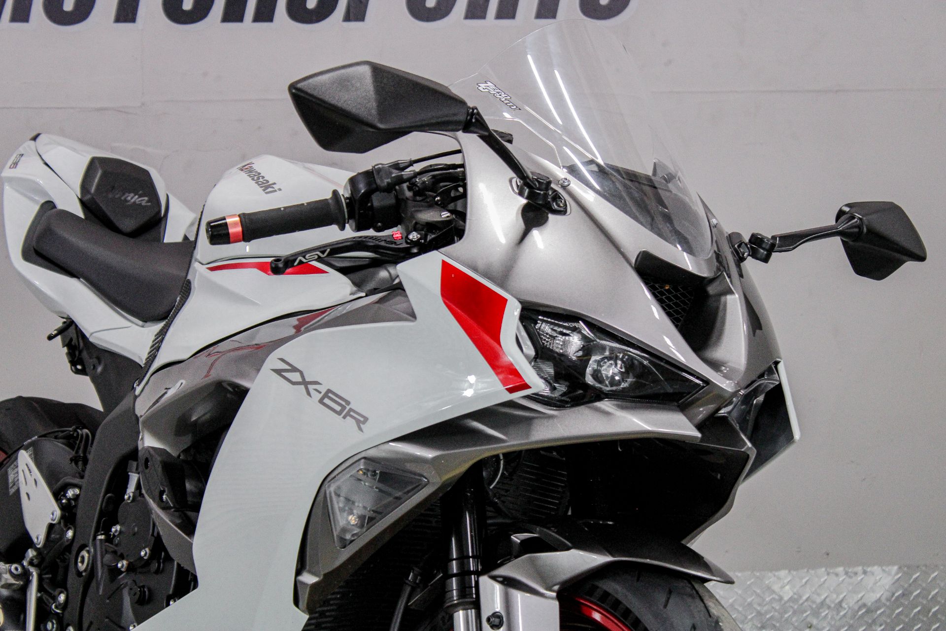 新品　JULYNINE WHITE*SILVER LOGO-T Used 2024 Kawasaki Ninja ZX-6R | Motorcycles in Sacramento