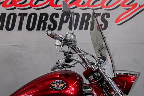 VIC006216 - 2006 - Victory - Vegas Jackpot Right Handle Bars - Photo 2