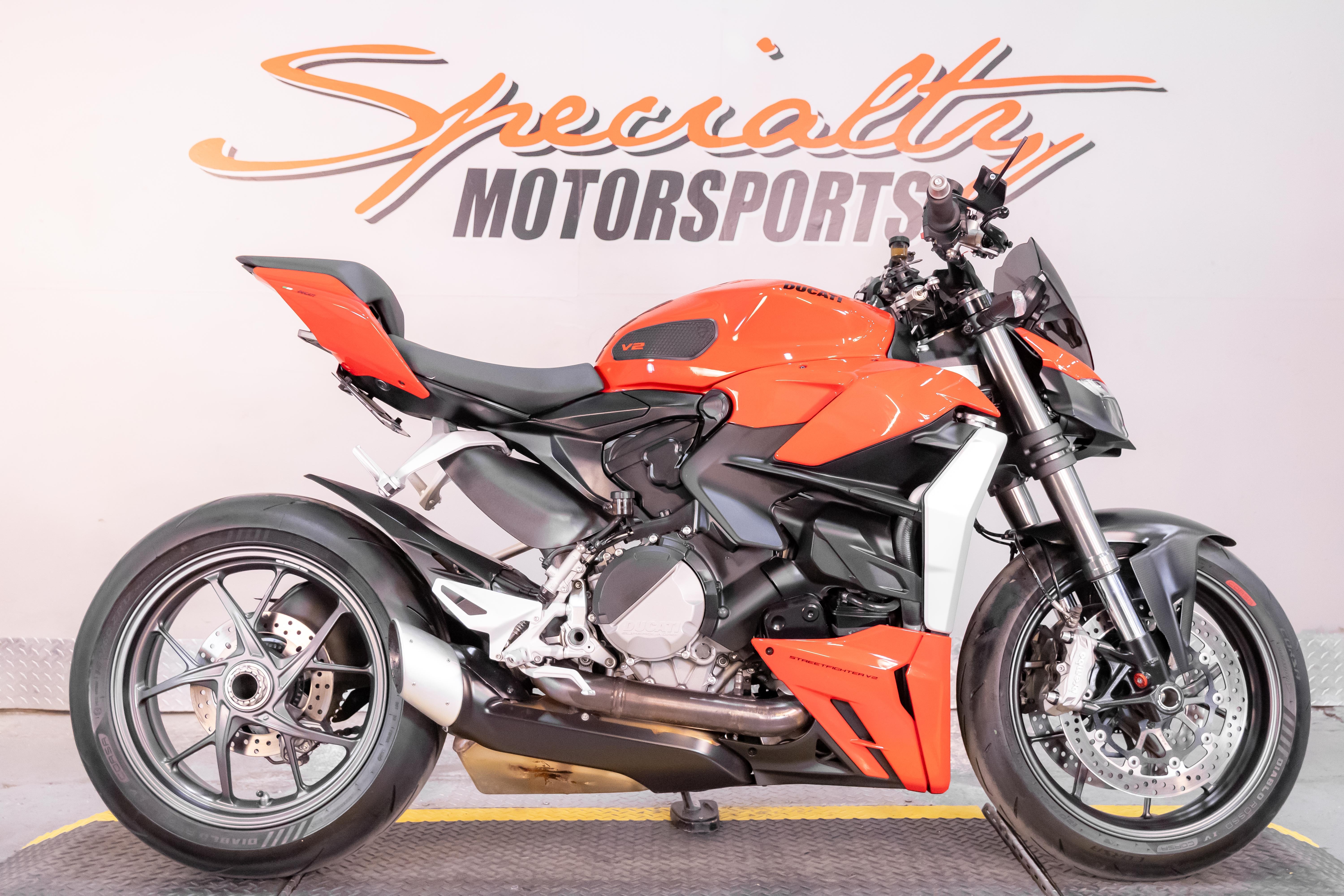 2022 Ducati Streetfighter V2
