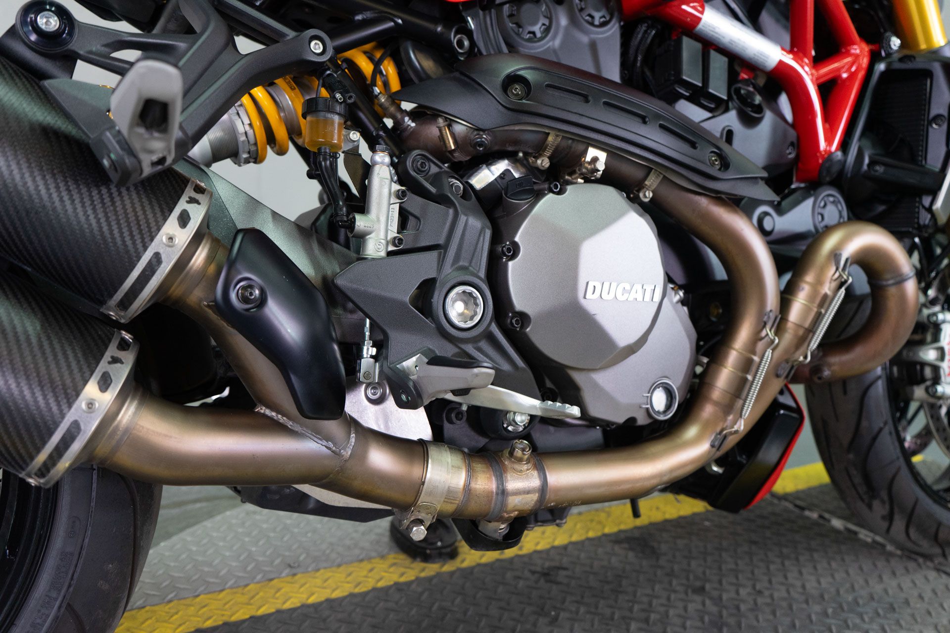 2018 Ducati Monster 1200 S in Sacramento, California - Photo 10