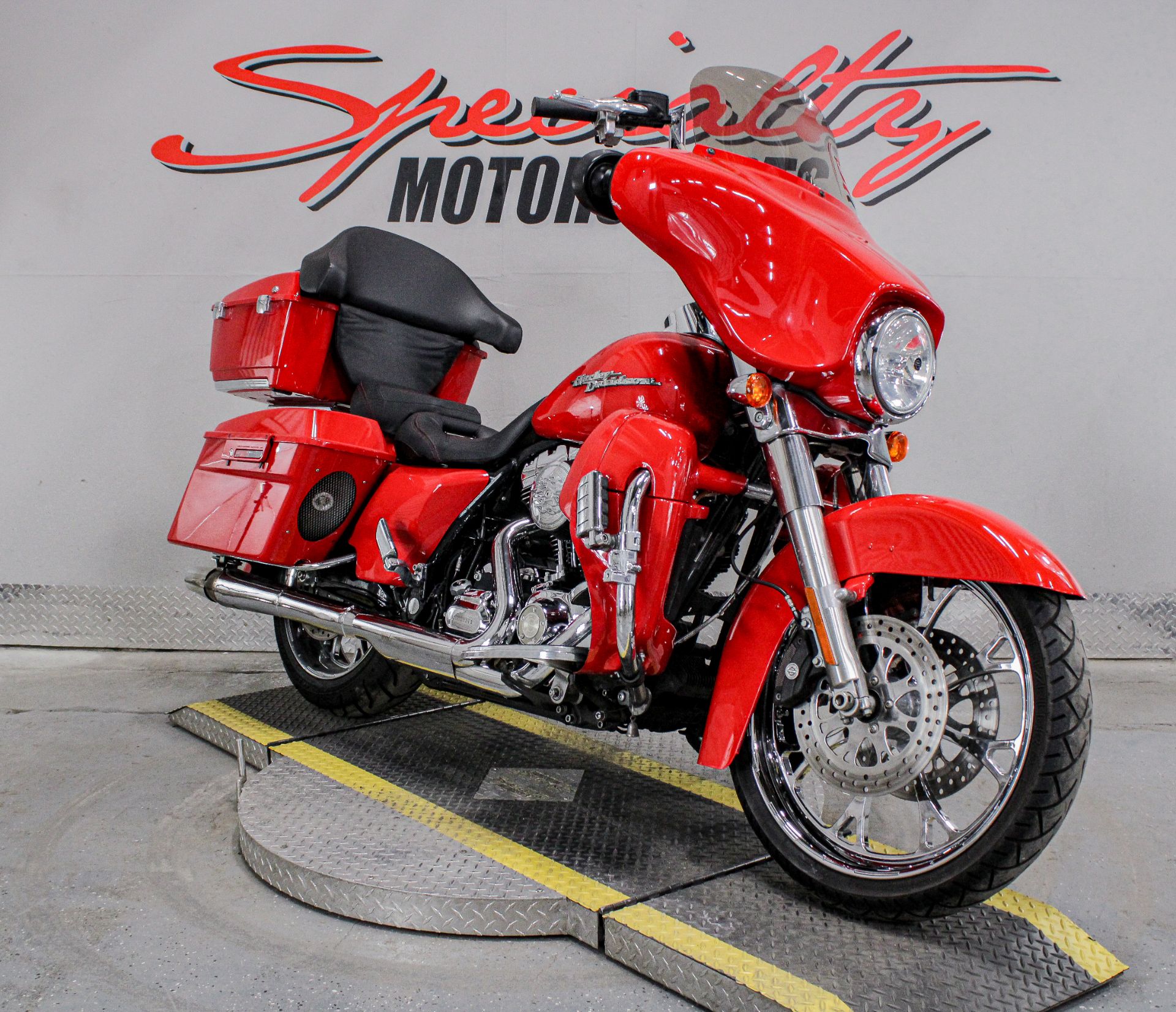Used 2010 Harley-Davidson Street Glide® | Motorcycles in Used 2010 Harley-Davidson Street Glide® | Motorcycles in