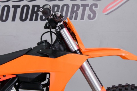 2024 KTM 250 SX-F in Sacramento, California - Photo 2