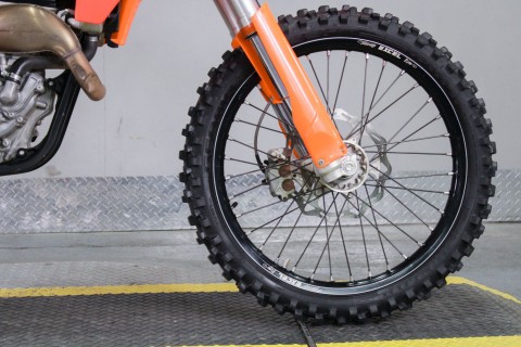 2024 KTM 250 SX-F in Sacramento, California - Photo 3