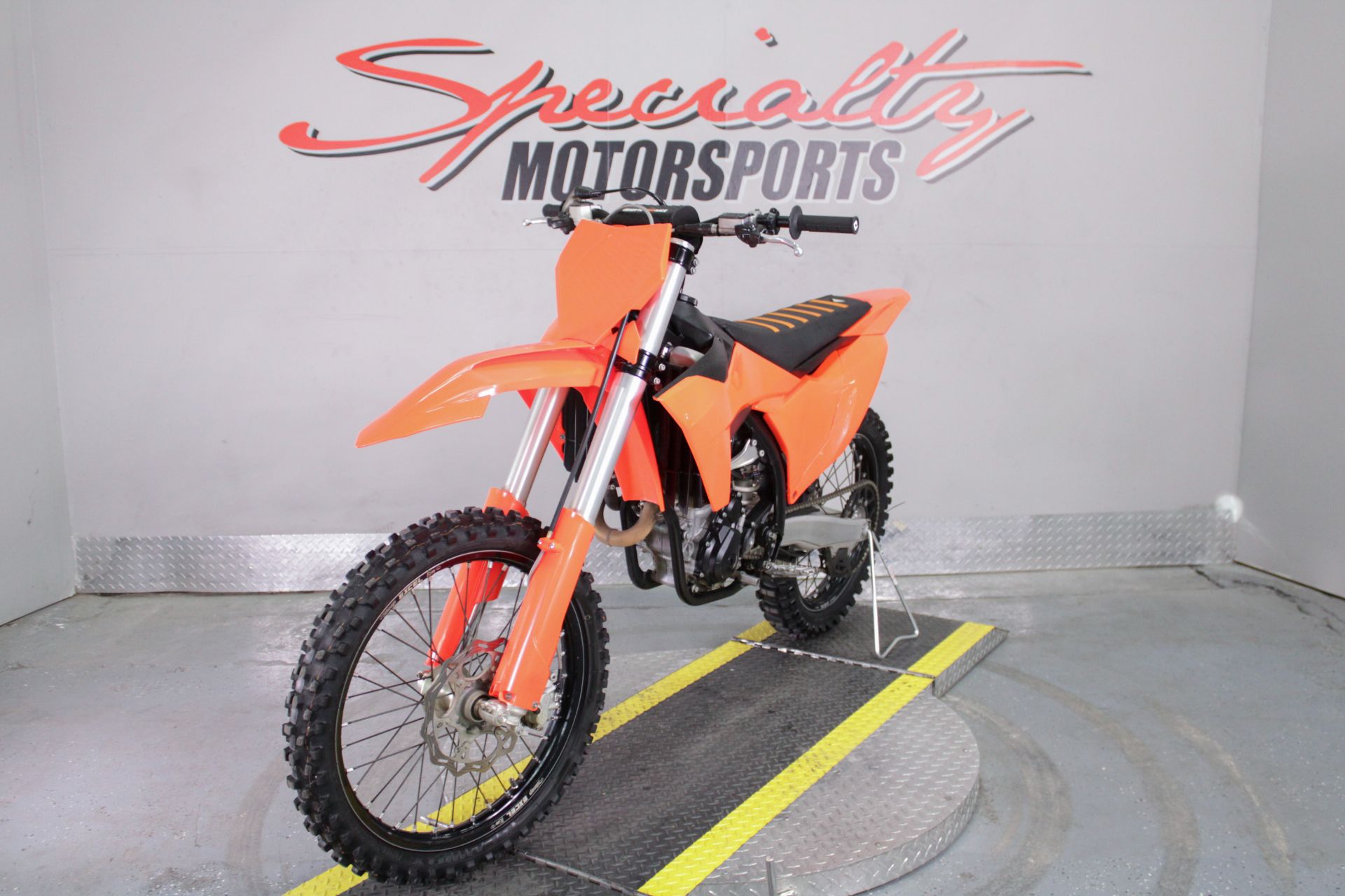2024 KTM 250 SX-F in Sacramento, California - Photo 10