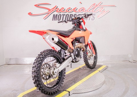 2024 KTM 250 SX-F in Sacramento, California - Photo 5