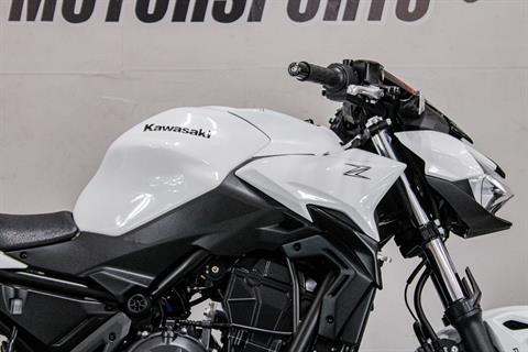 KAWAC0124 - 2024 - Kawasaki - Z650 Right Handle Bars - Photo 2