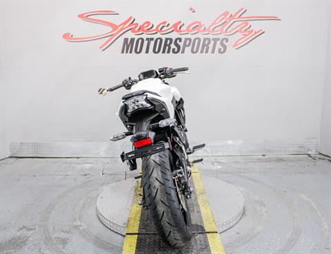 KAWAC0124 - 2024 - Kawasaki - Z650 Rear View - Photo 6