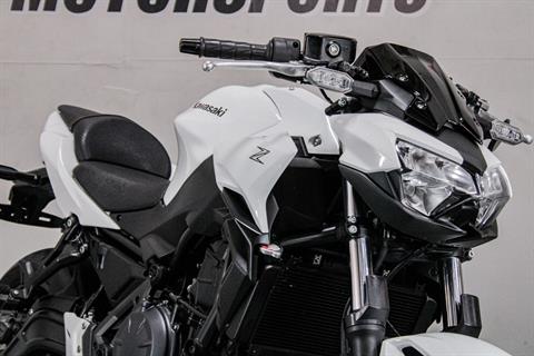 KAWAC0124 - 2024 - Kawasaki - Z650 Front Right Zoomed In - Photo 14